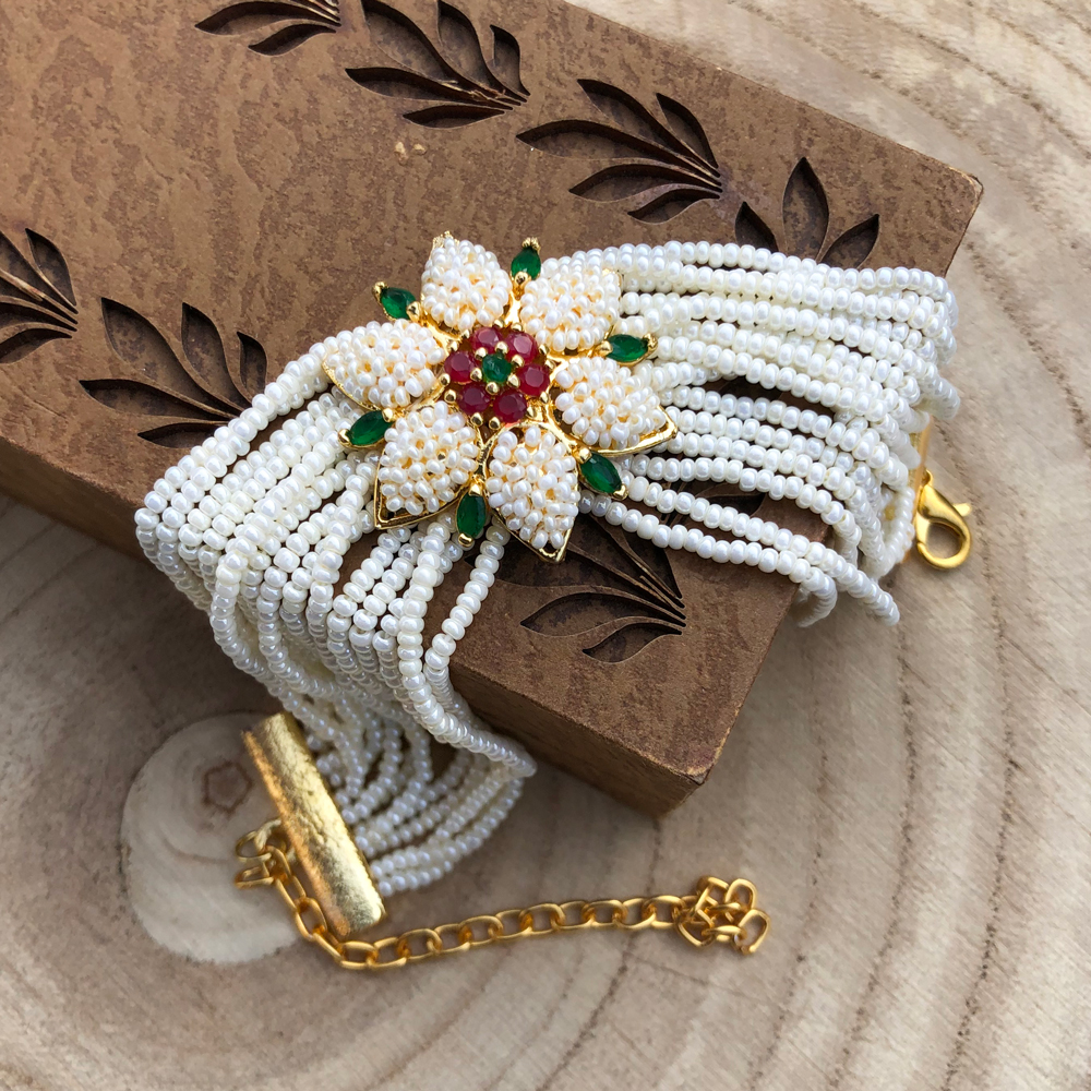 Amazon.com: SATVIK 5 Pc Set of Designer Assorted Rakhi for Brother Bhaiya  Bhabhi Traditional Handmade Bracelet Thread with Roli Chawal, Greeting Card  & Soun Sticker Indian Rakshabandhan Bro Rakhdi Rakhee Gift :